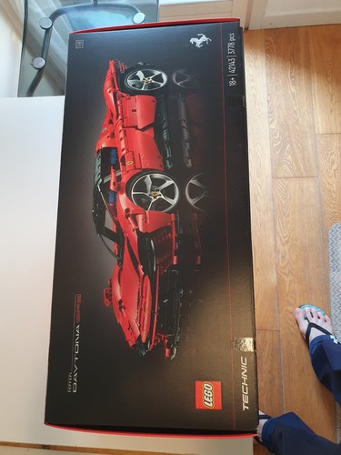 Lego 42143 ferrari daytona sp3 - ferrari,