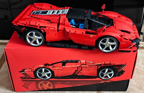 Lego technic 42143 - lego,